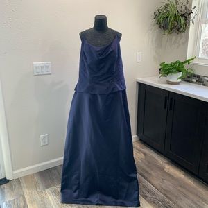 🚫SOLD🚫Dark blue spaghetti strap dress mother of the bride or bridesmaid Sz 28